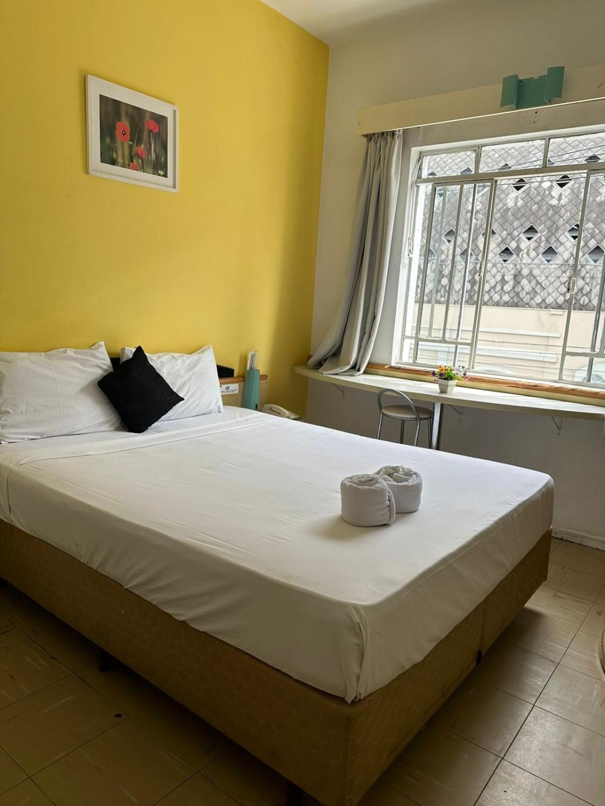 Hotel Blumenau Centro Curitiba Luaran gambar